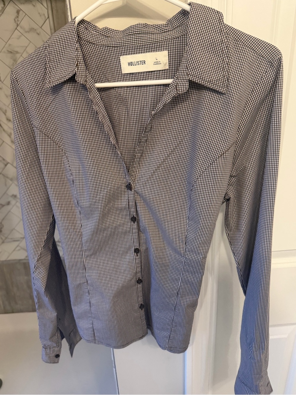 NWT Hollister Gingham Tie-Back Button Down Shirt